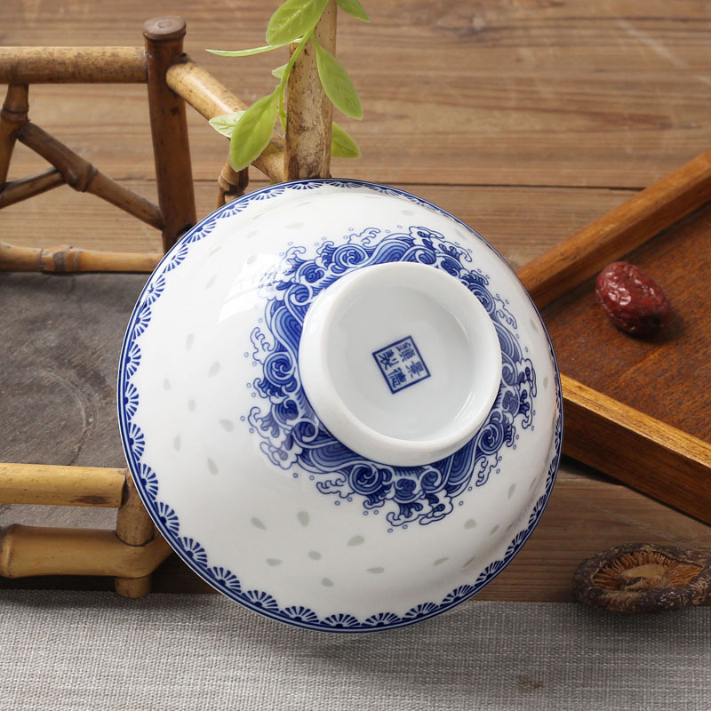LICHEN 景德镇青花玲珑陶瓷碗 釉中彩陶瓷器饭碗 年年有鱼 5英寸饭碗1个 微波炉适用
