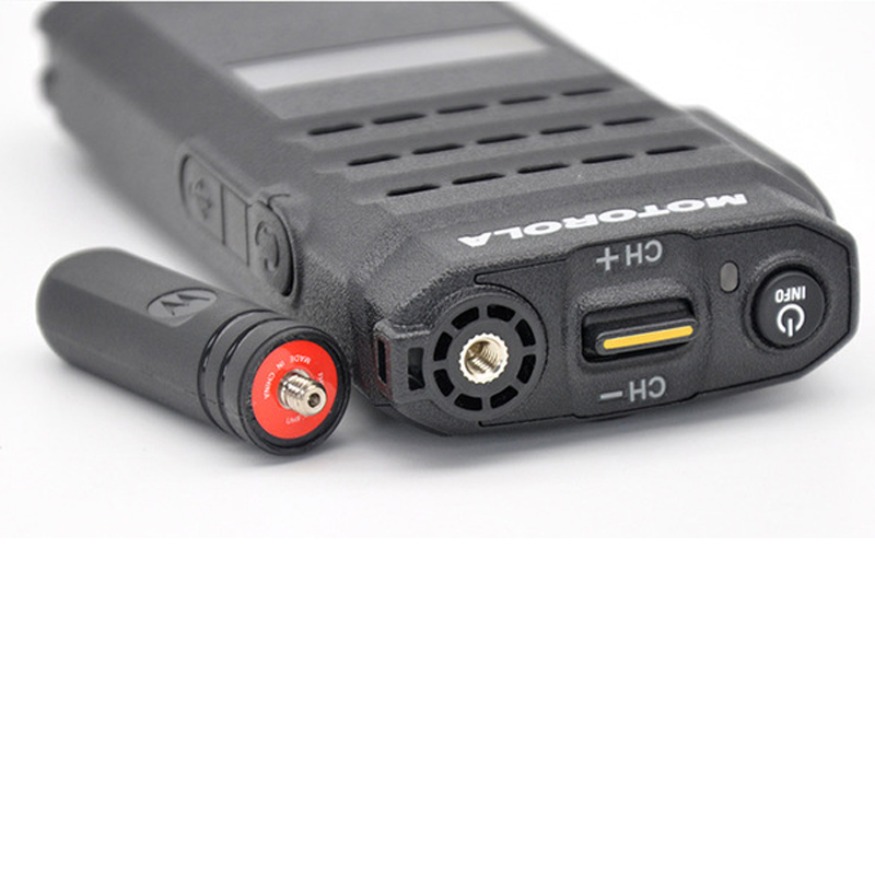 摩托罗拉(MOTOROLA)SL2M UHF数字对讲机 轻薄简单操作 LED矩阵显示屏 IP54级防水防尘 256个信道高清大图
