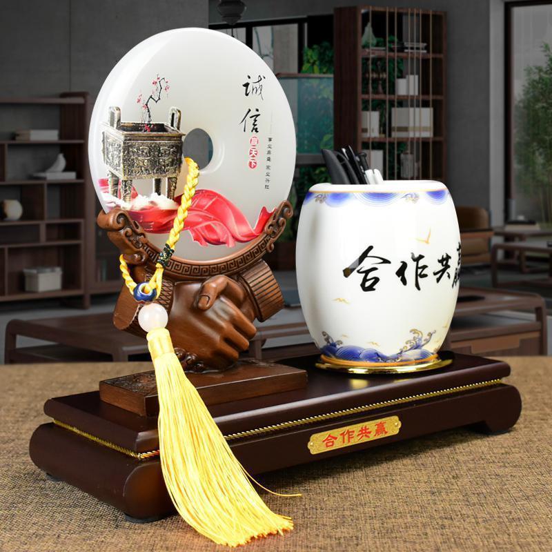 合作共赢文台摆件笔筒办公室桌面创意实用装饰送客户商务礼品定制_539