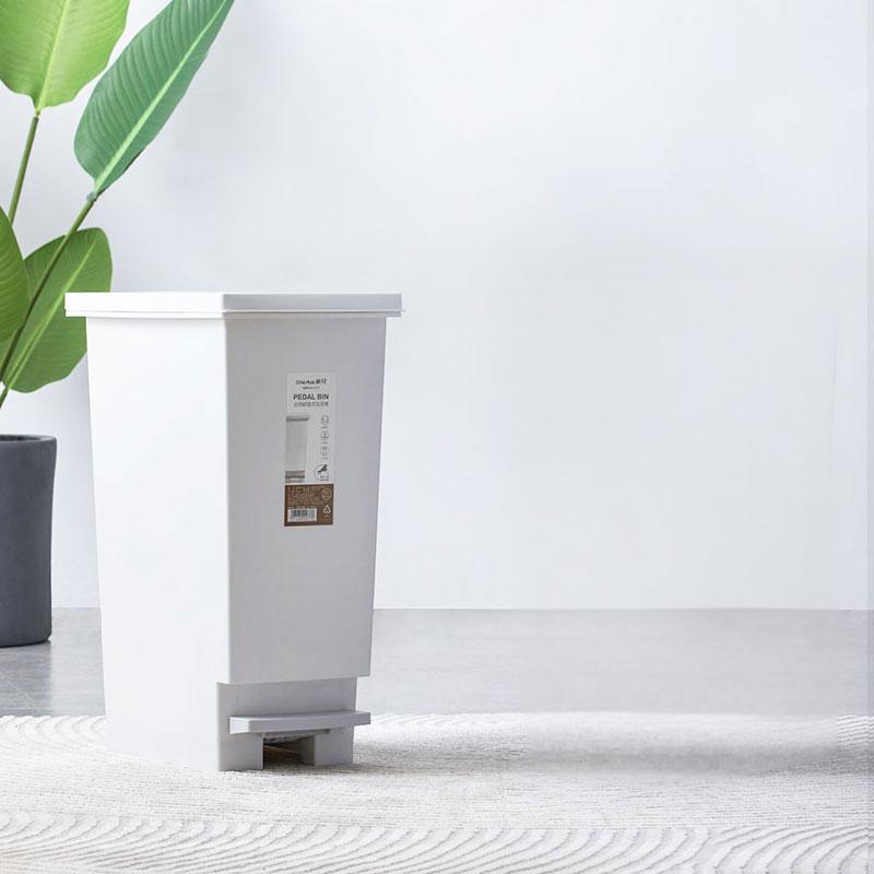 茶花 洁纳脚踏式垃圾桶20 20L/个高清大图