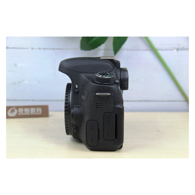 [二手95新]佳能 760D+18-135mm STM APS画幅单反相机[套机]