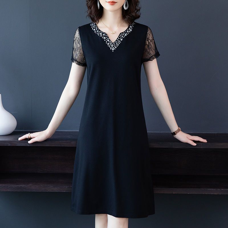 美动态大码女装2022夏新款胖mm蕾丝洋气连衣裙遮肚子V领显瘦裙子