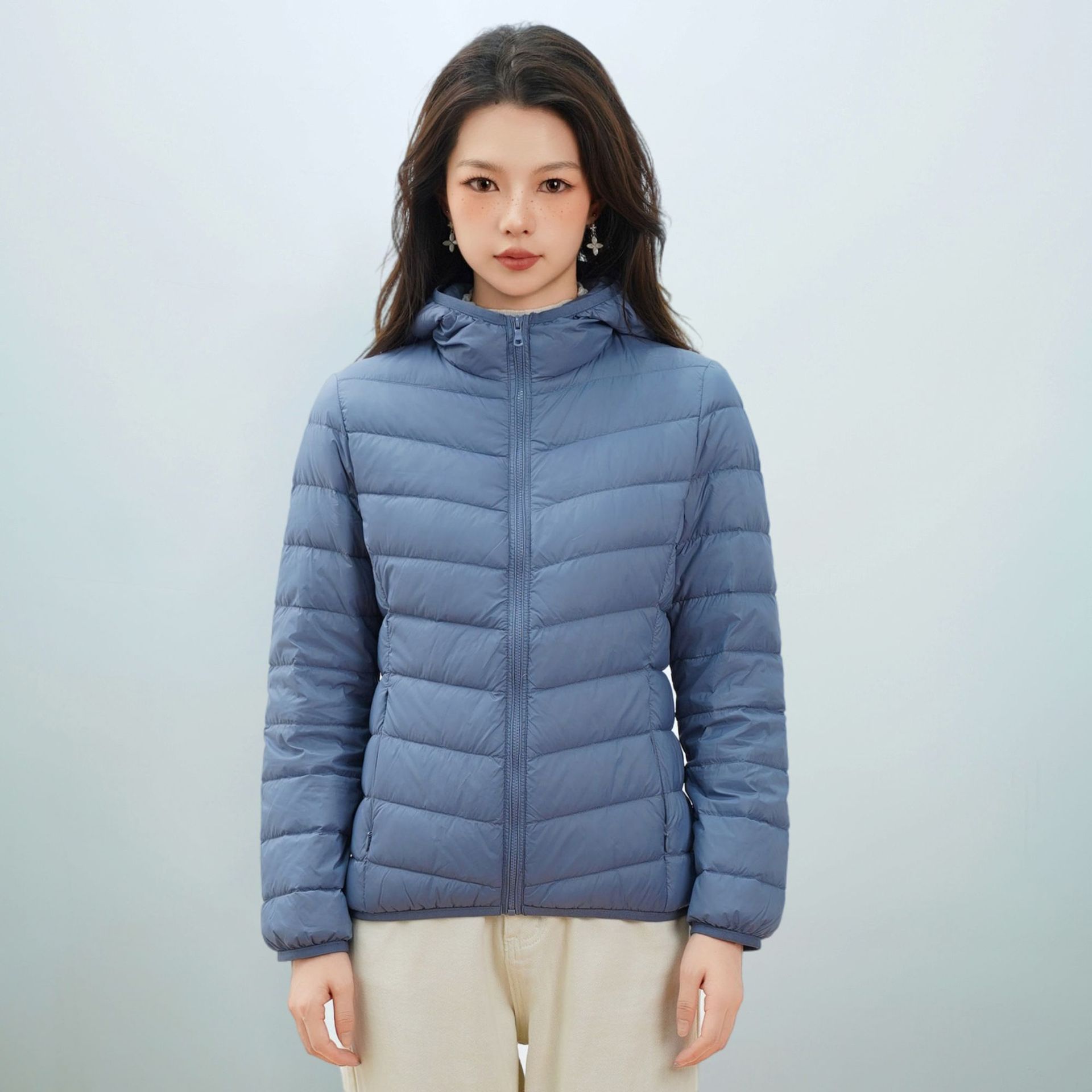 女装秋冬新款新国标90绒轻薄羽绒服女款女式带帽简约外套 雾霾蓝 XL