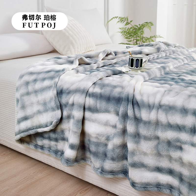弗切尔珀榕 托斯卡纳兔毛绒炫彩毛毯 炫彩浅蓝高清大图