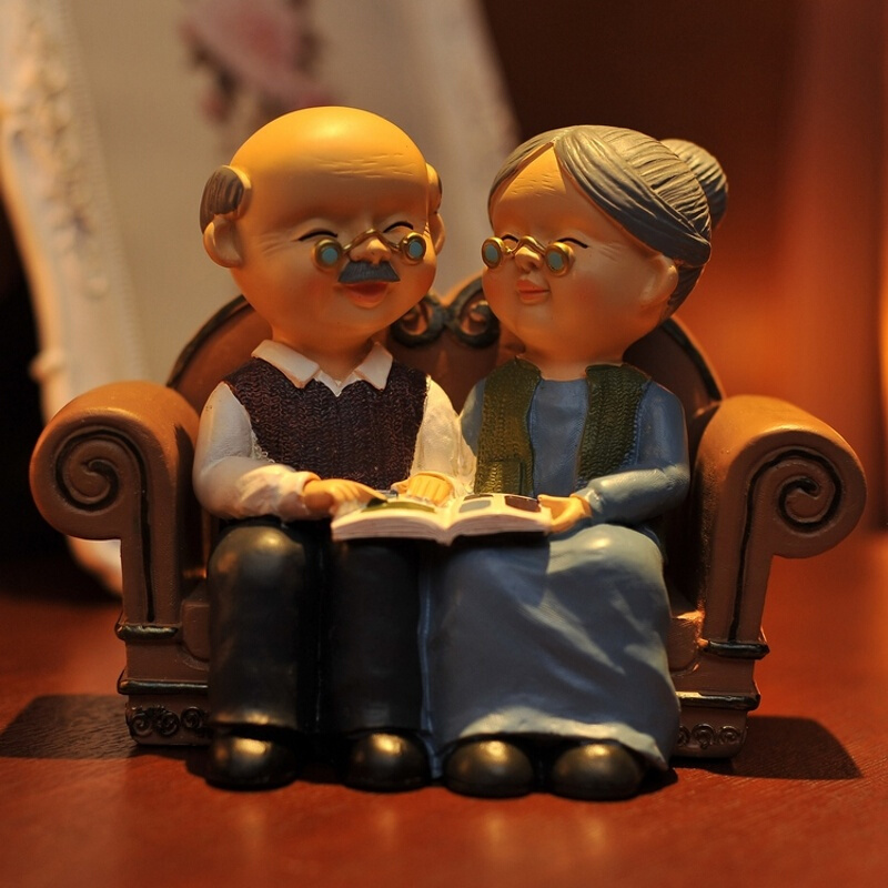 雅居坊公公婆婆老头老太结婚礼物婚庆礼品老夫妻沙摆件情人节y