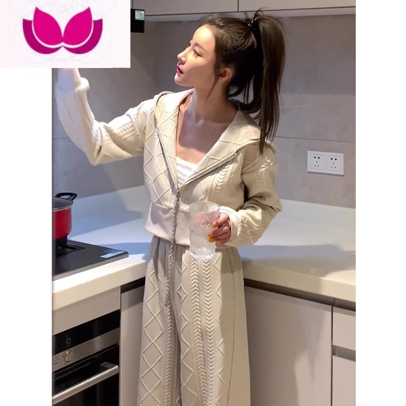 七斓洋气减龄运动套装女春季麻花连帽卫衣阔腿裤盐系穿搭高级感套高清大图