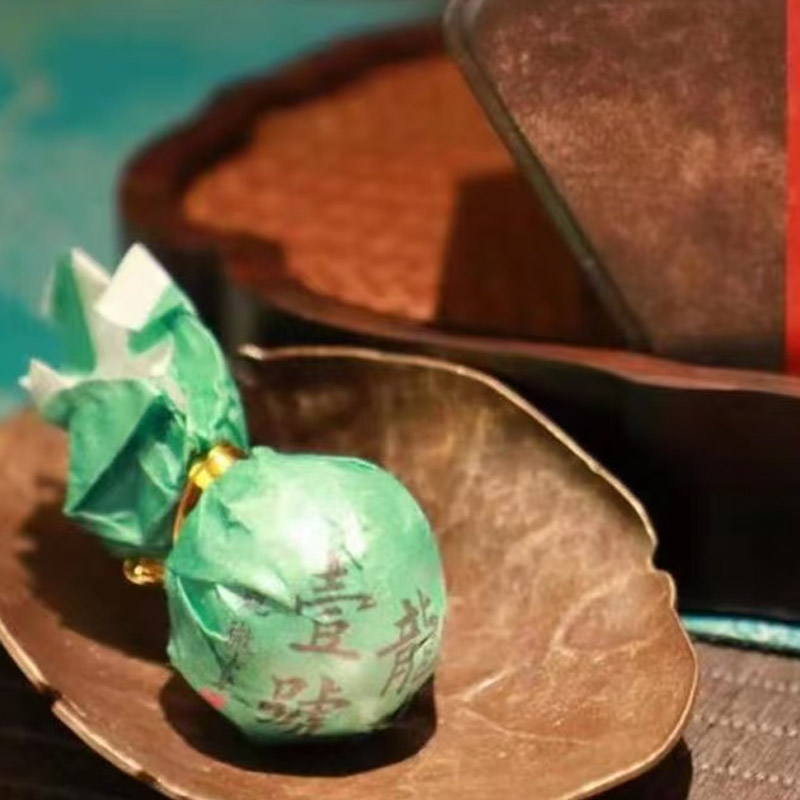 澜凔古茶 冰岛核心古树 头春头采 2017年 80g高清大图