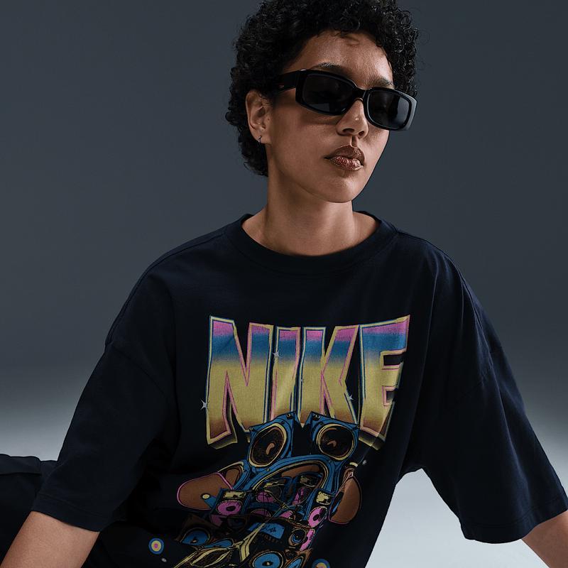 NIKE女款大码舒适印花运动T恤轻松展现时尚活力