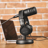 拜亚动力/拜雅 (beyerdynamic) DT240 Pro 标准HiFi级音质便携耳机34欧姆