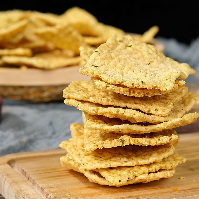 苦荞片香酥粗粮锅巴批发大袋薯片零食网红人无添加蔗糖食品