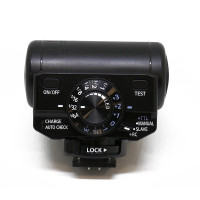 松下(Panasonic)DMW-FL200LGK外置闪光灯 相机LED灯手控操作
