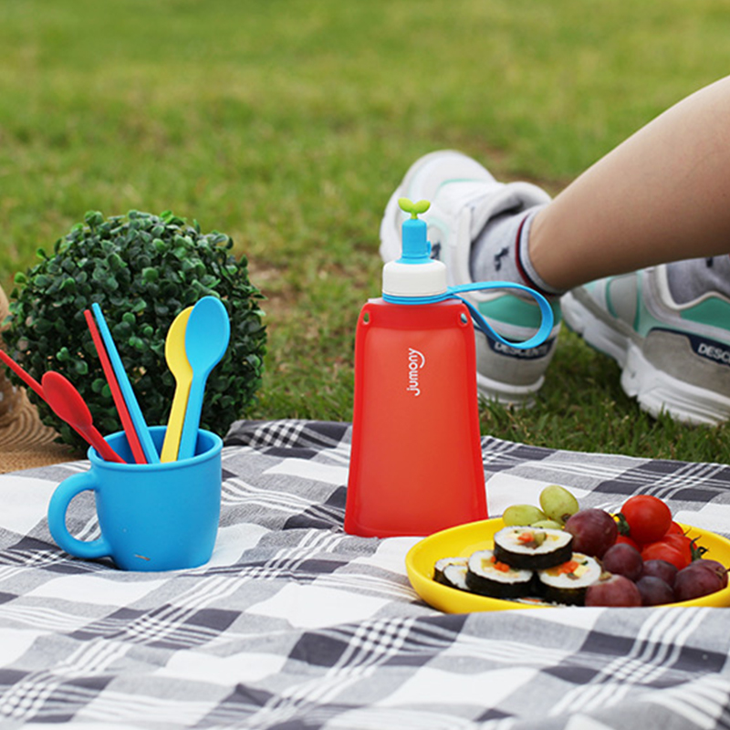 Sillymann 朱莫妮背带款硅胶水袋 300ml 红色高清大图