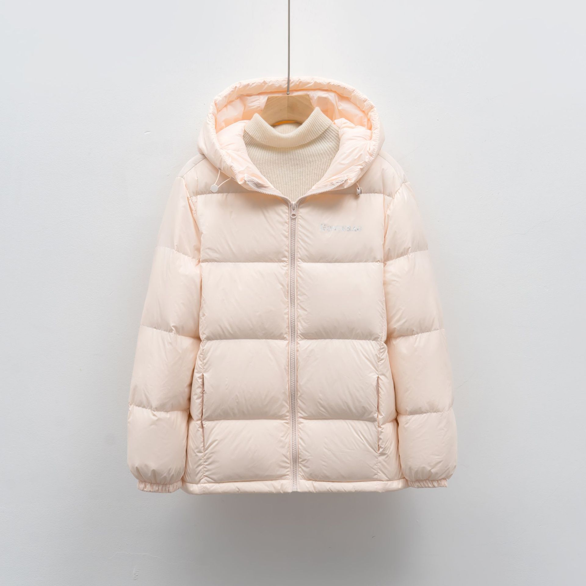 休闲鸭绒短款面包服羽绒服女连帽加厚冬季简约纯色外套_331 粉色 M