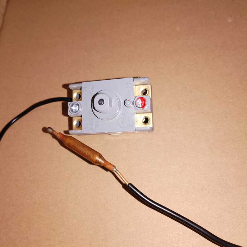 倍科电热水器BEH-60CL1限温器 热断路器（液胀式）