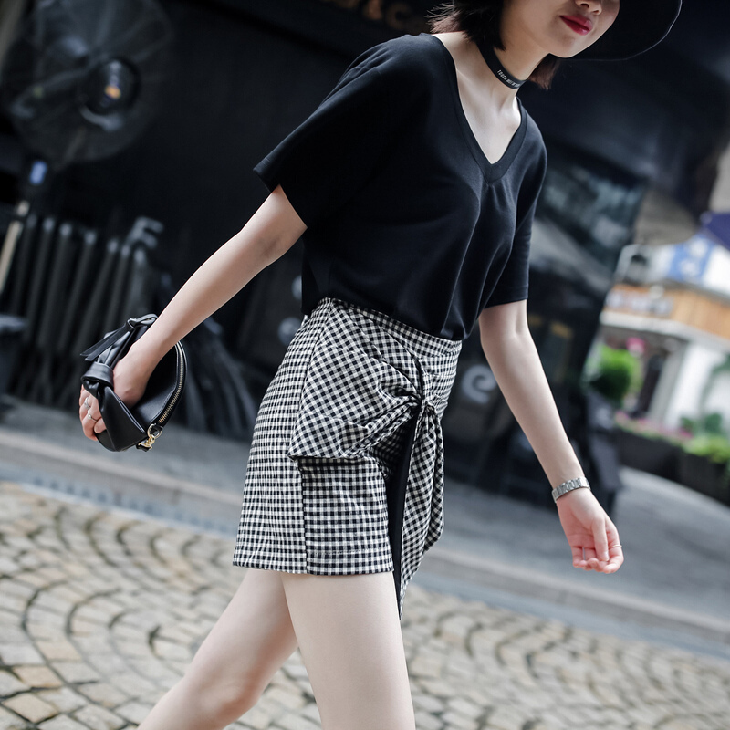 蝴蝶结装饰高腰格子棉麻a字短裤女热裤夏季阔腿裤休闲裤裙裤黑白格子