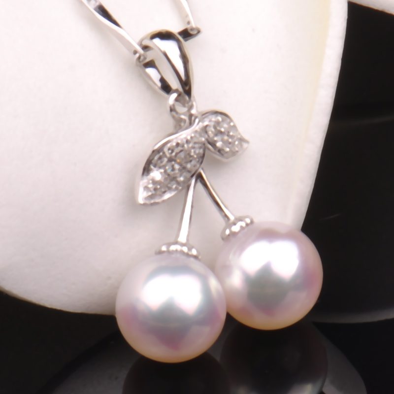 梦克拉 18K金钻石海水珍珠吊坠 强光正圆海水珍珠吊坠 樱桃高清大图