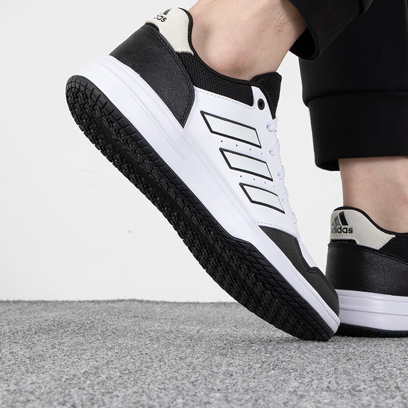 阿迪达斯(adidas))男鞋 2022秋季新款穿搭潮流运动鞋耐磨缓震舒适透气休闲板鞋