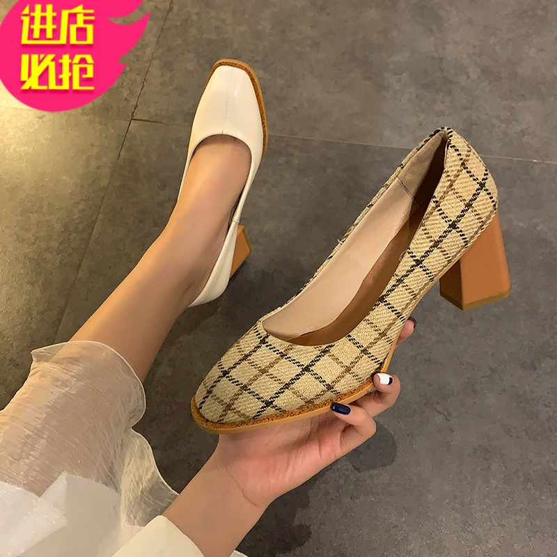 金三志单鞋女2021年春季新款韩版百搭晚晚风温柔鞋粗跟设计感小众高跟鞋休闲鞋