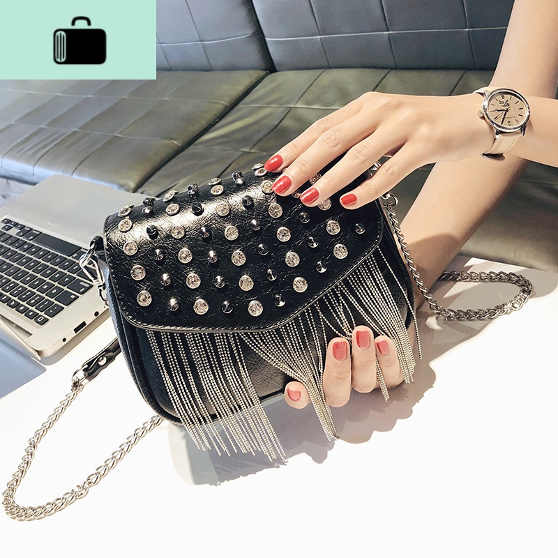 包包女2020春夏新款潮韩版百搭单肩斜挎包链条迷你小包铆钉流苏包NEW LAKE女士单肩包
