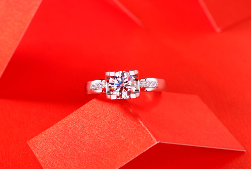 玖钻珠宝 925 银莫桑石戒指 小蛮腰四爪高级感送礼轻奢钻戒女R11558高清大图