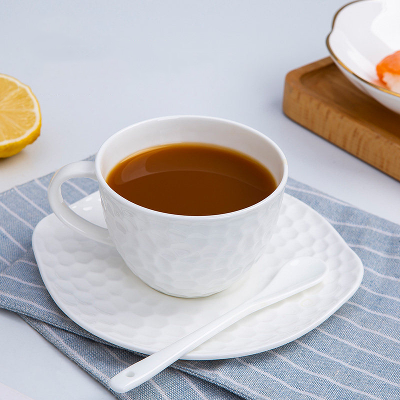 lichen景德镇陶瓷纯白骨瓷咖啡杯浮雕创意早餐杯一杯一碟视频