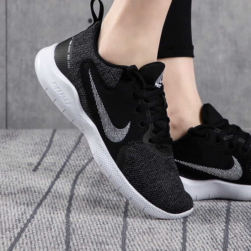 Nike耐克女鞋2021冬季新款运动鞋低帮网面透气耐磨跑步鞋