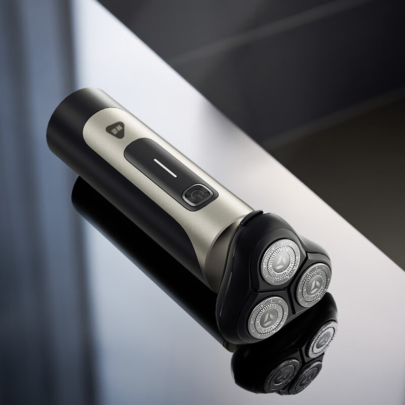 映趣剃须刀电动剃须刀男士刮胡刀充电式三刀头家用便携式轻便胡须刀 Blackstone 8C