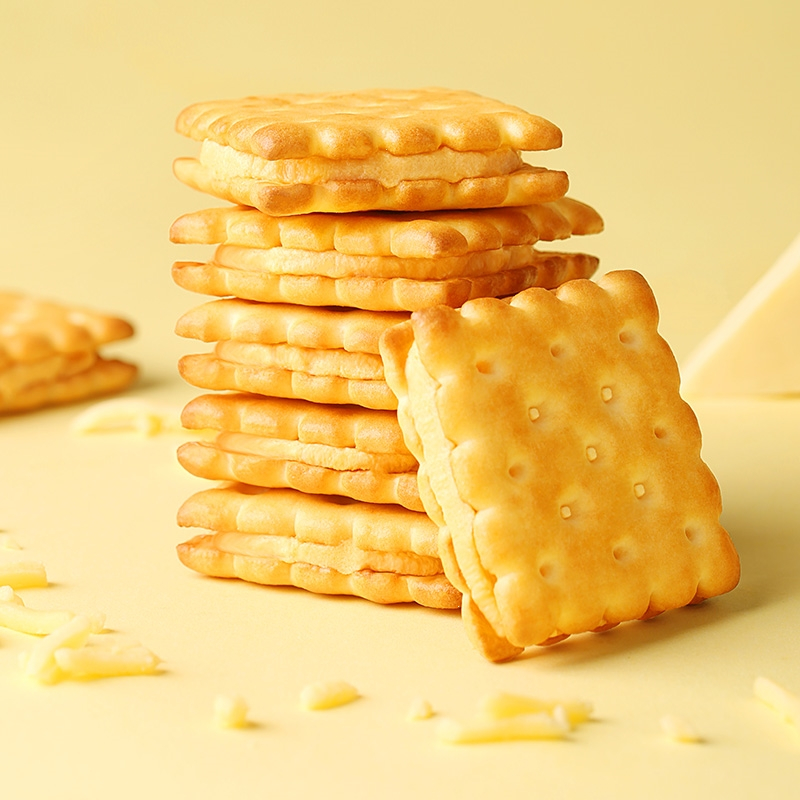 百草味becheery新品芝士夹心饼干100gx2耐吃办公室小零食推荐网红休闲