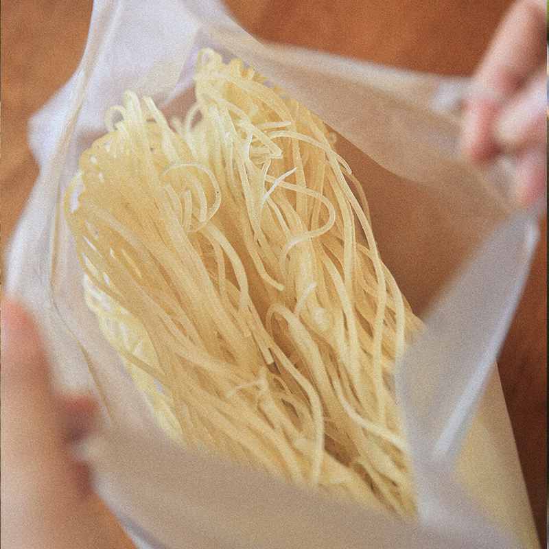 浔隐山 葛根粉丝 徽州野生葛根制 0脂细厥根蕨根粉凉拌葛根酸辣非土豆宽川粉丝粉条 250g/袋