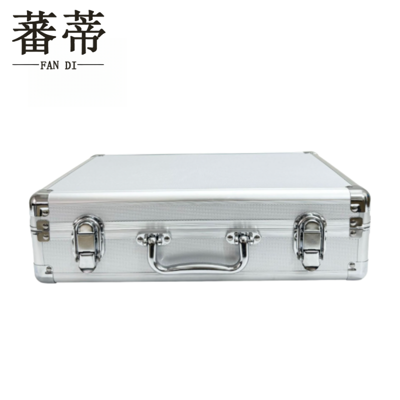 蕃蒂手提箱高清大图