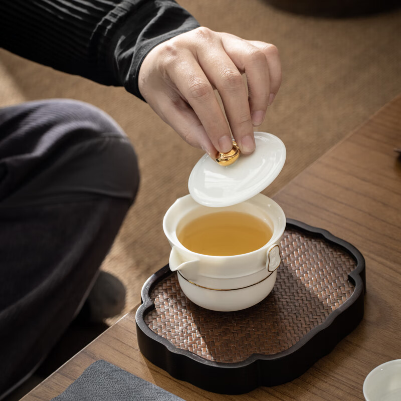 羊脂玉瓷日进斗金快客杯旅行包便携式泡茶壶一壶两杯A-168高清大图