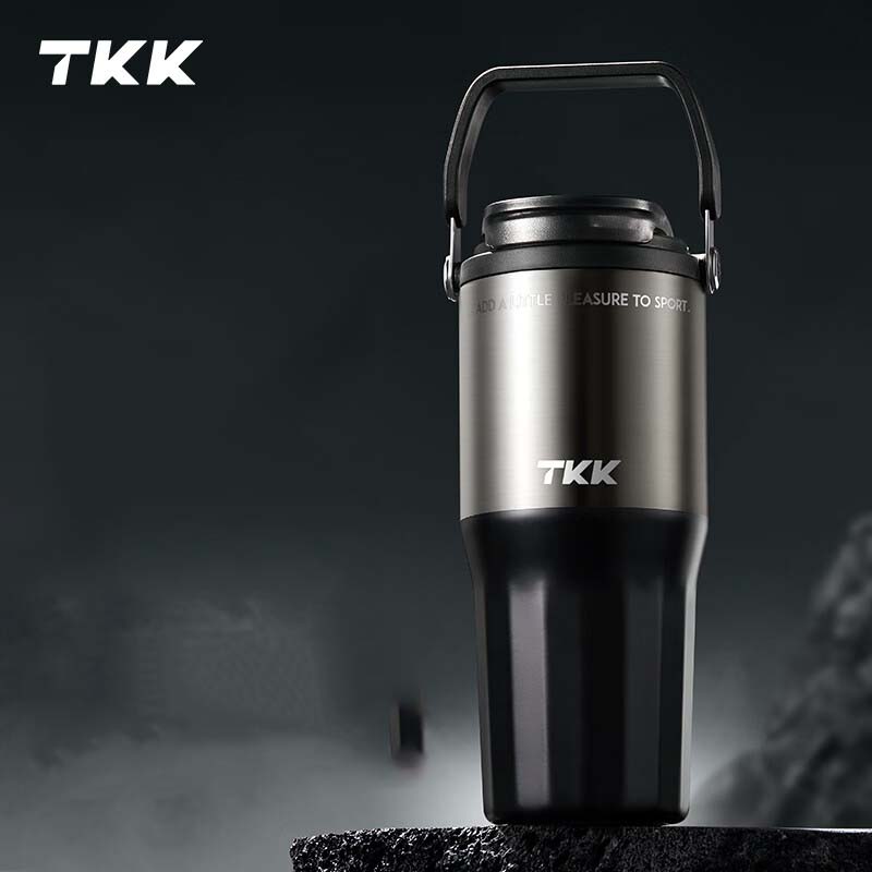 TKK 悦界双饮口拎拎杯 保温杯 吸管水杯 内喷陶 316不锈钢 TKK2039 700ML 黑曜金 / 个高清大图