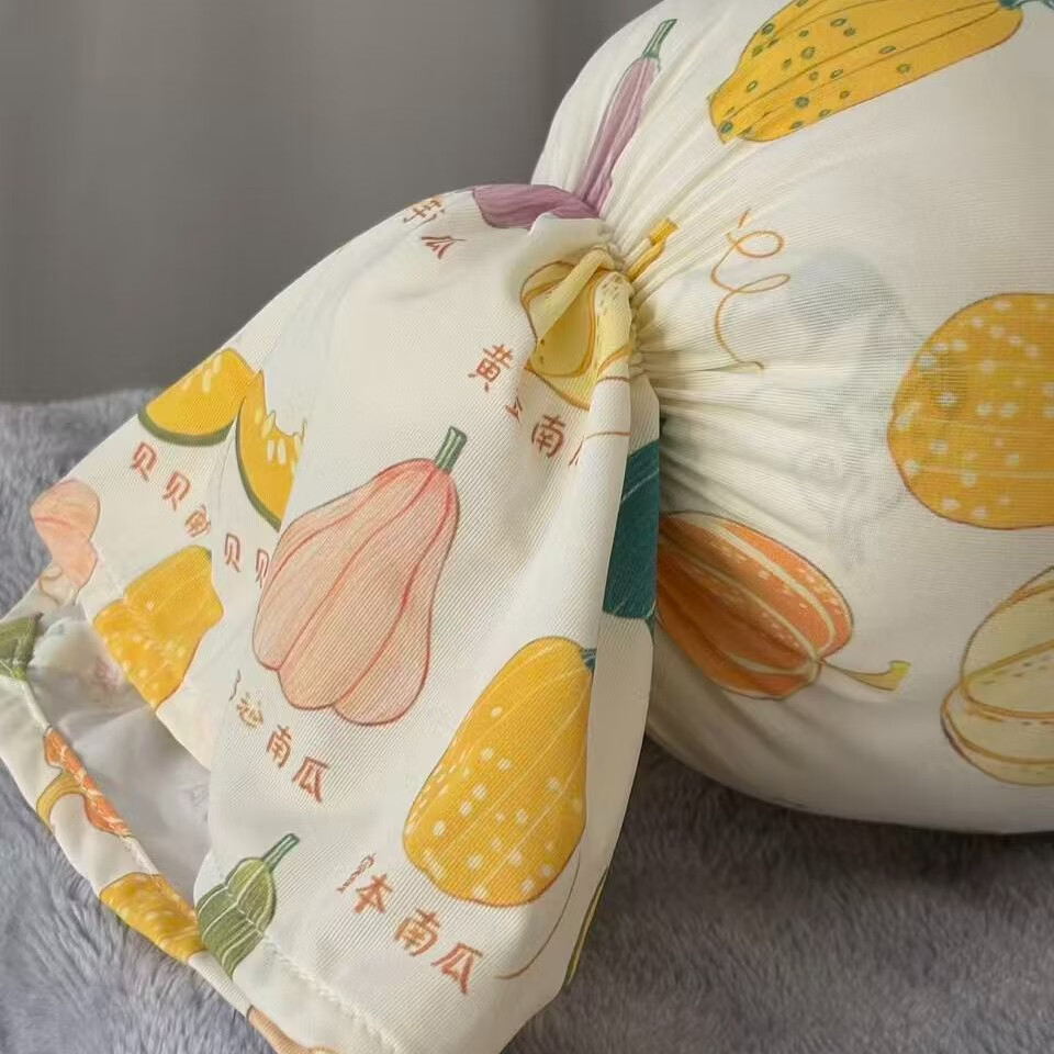 Calvert Kris 旅行毯组合毯子:100*140cm 糖果枕:50*12cm高清大图