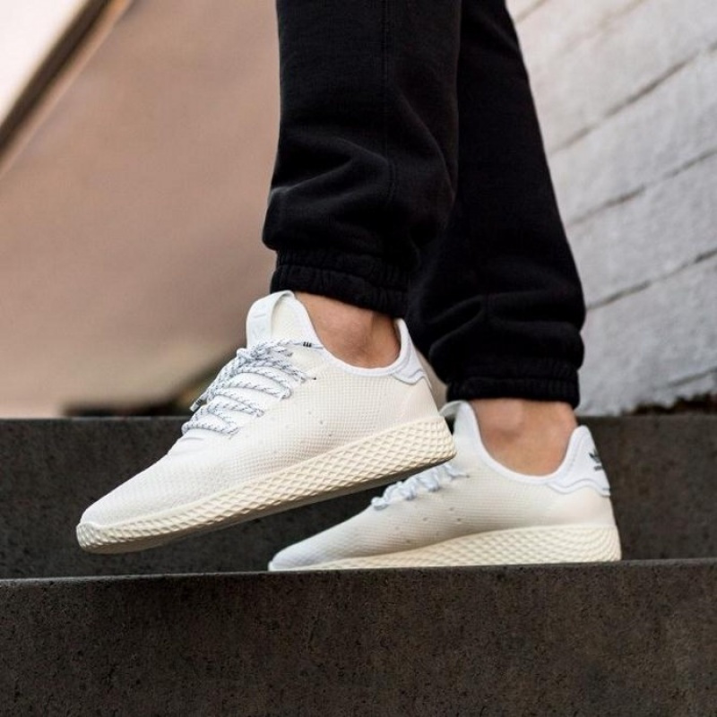 正品阿迪达斯adidas x Pharrell Williams联名款透气系带男女低帮休闲鞋