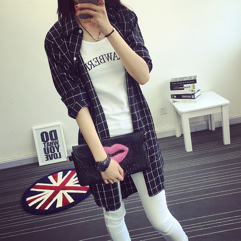 春装2018韩版宽松衬衣女中长款格子条纹衬衫女学生外套潮