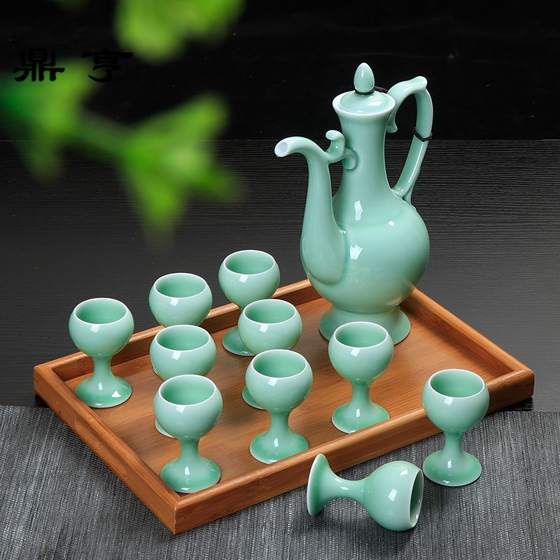 鼎亨青瓷酒具套装白酒杯一斤装酒壶家用分酒器陶瓷高脚杯复古中式