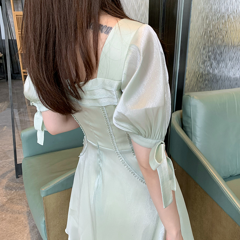 2019新款夏名媛气质方领蝴蝶结小清新纯色短袖收腰连衣裙