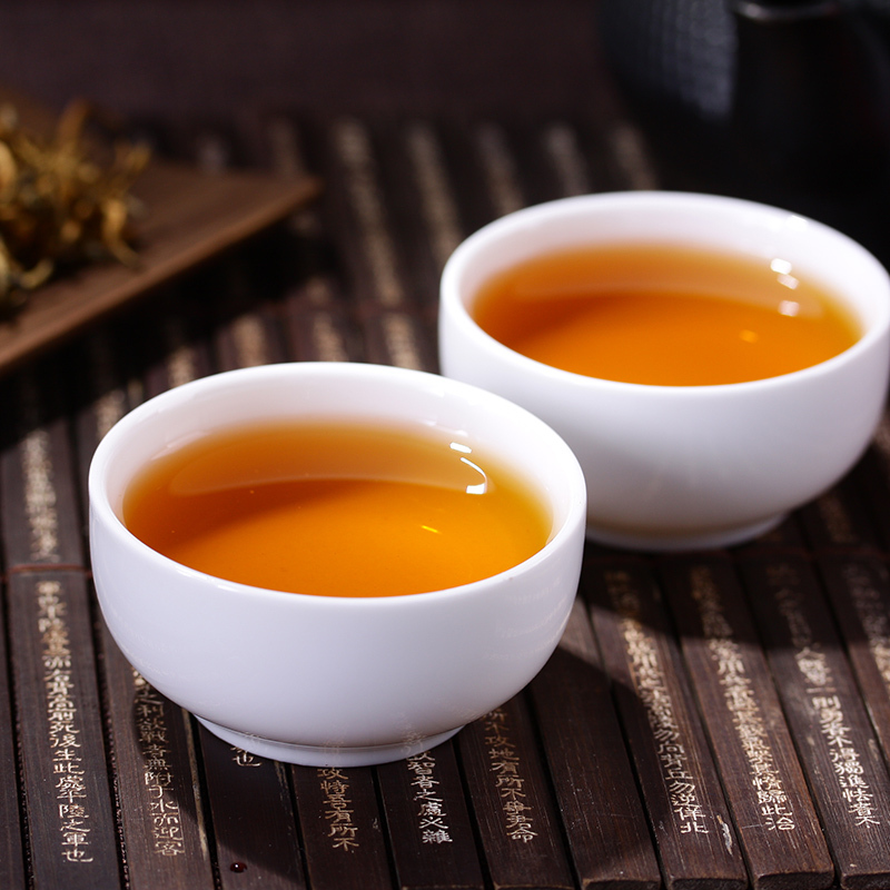 2021年春茶 新茶云南滇红茶叶 蜜香金丝古树红茶 凤庆滇红茶工夫红茶 黄金芽200克