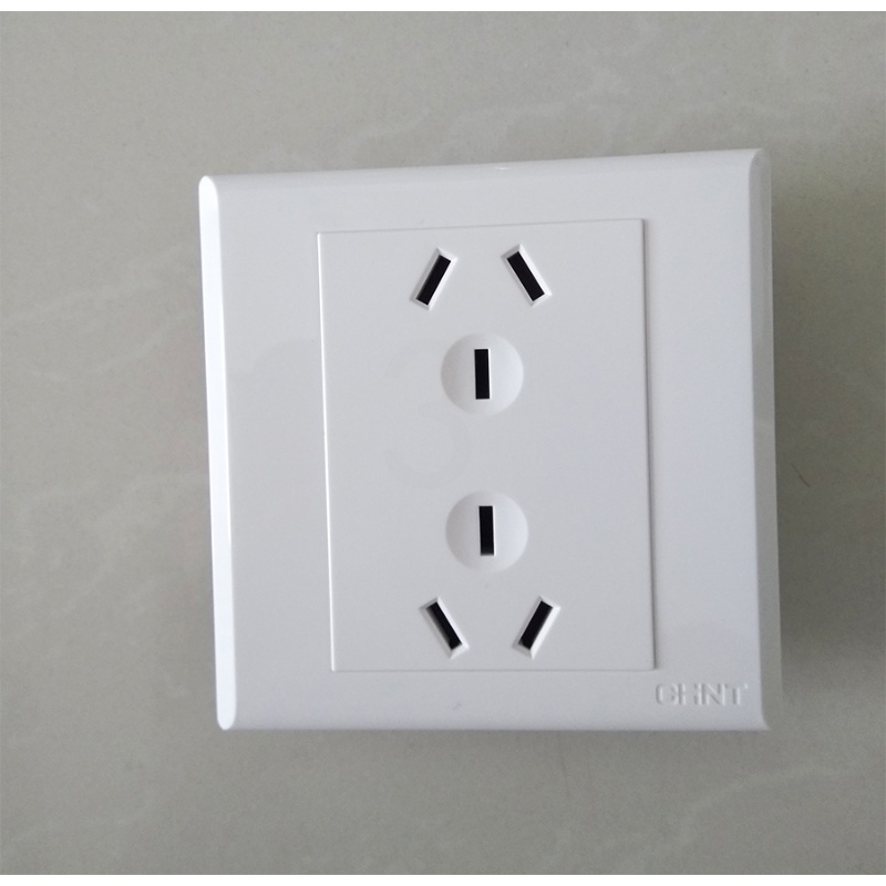 白色正泰开关插座86型6孔插座new7s象牙白色金色六孔三三插六孔插座