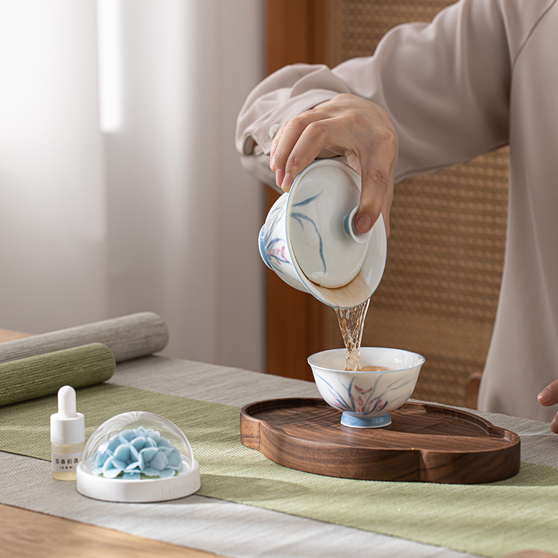 苏氏陶瓷(SUSHI CERAMICS)羊脂玉瓷手绘兰花盖碗香薰手捏花扩香器小套组