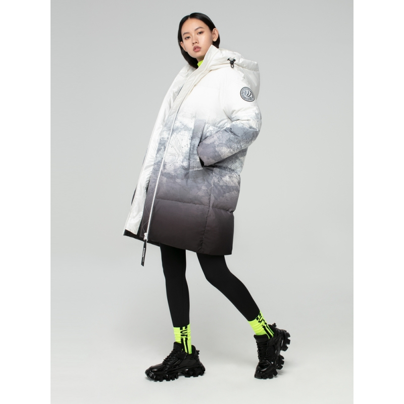 波司登羽绒服连帽时尚运动中长款加厚保暖渐变女中长款
