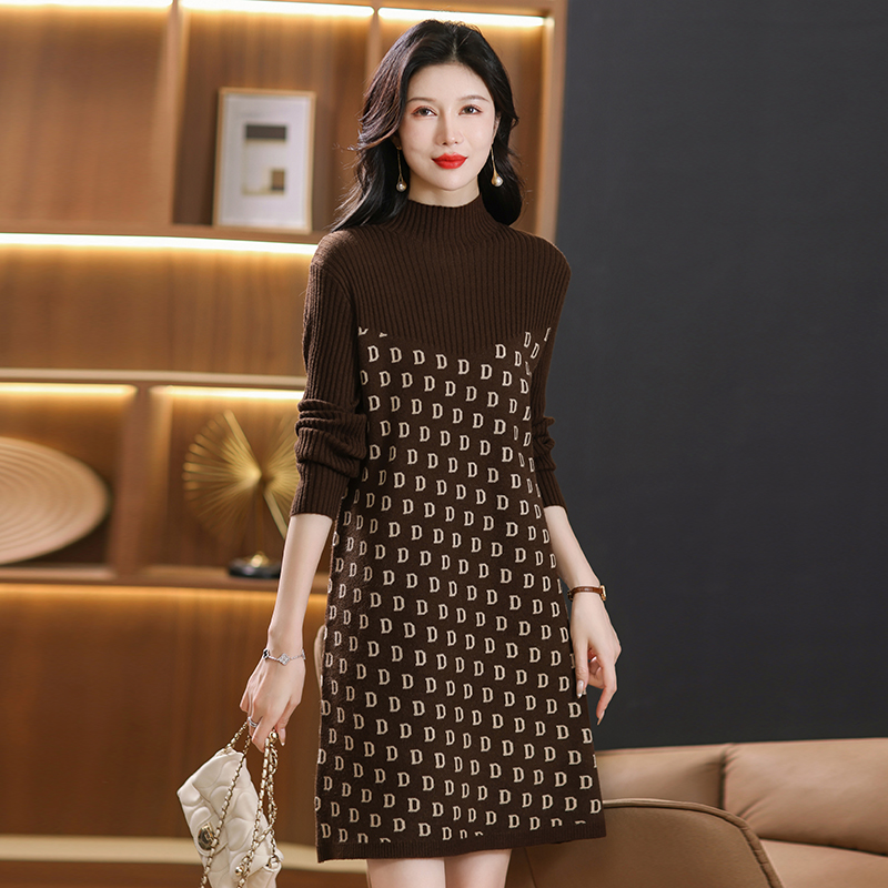 山羊绒衫女中长款高端新款春秋毛衣裙厚打底针织羊毛连衣裙女士半高领套头毛衣宽松连衣裙毛衣大码毛衫针织打底衫 8807咖啡 XL