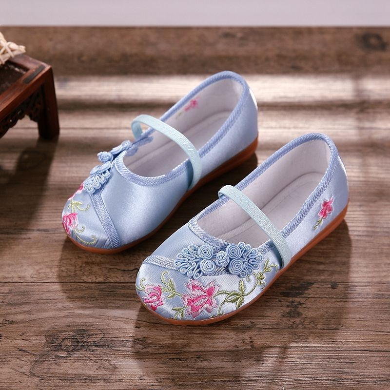 图书>保健/养生>女性/儿童>图书其它>新款19儿童布鞋女童绣花鞋民族风