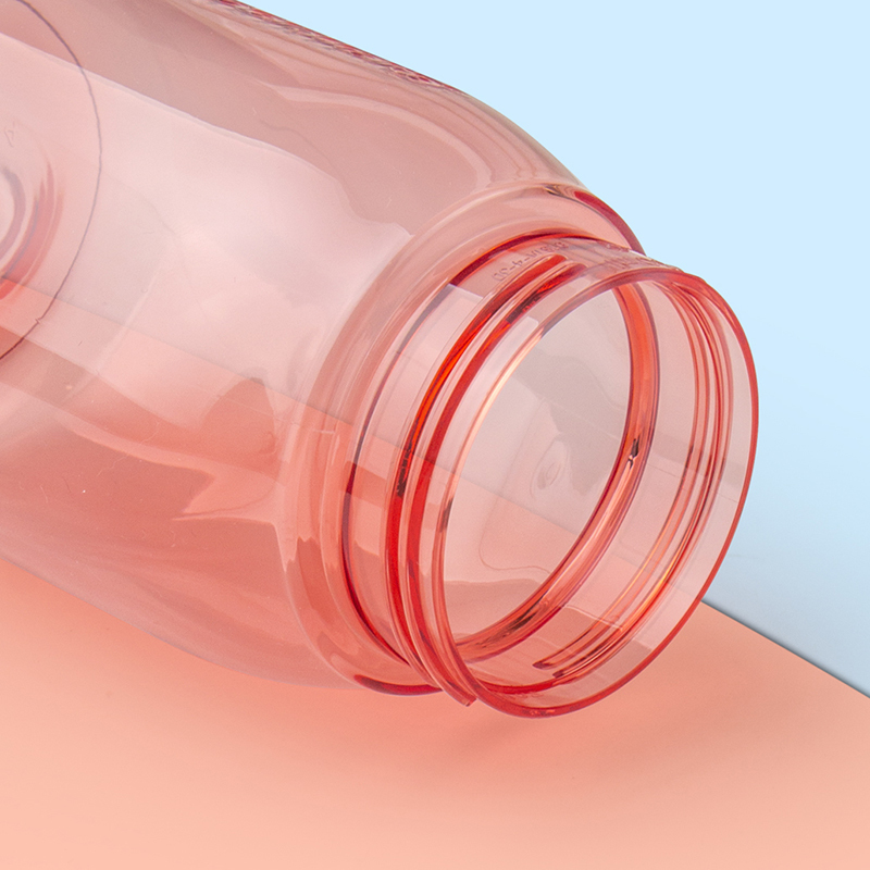 特百惠(Tupperware)易开盖嘟嘟企鹅杯350ml儿童塑料水杯 长背带一键开盖
