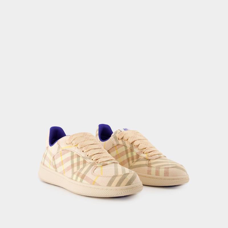 博柏利(BURBERRY)女款休闲 linen混纺透气跑鞋运动鞋春季百搭低帮