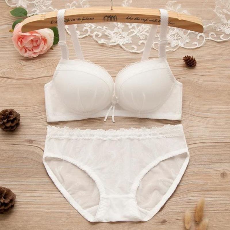 文胸无钢圈白色聚拢甜美可爱蕾丝少女初高中学生日系内衣套装胸罩