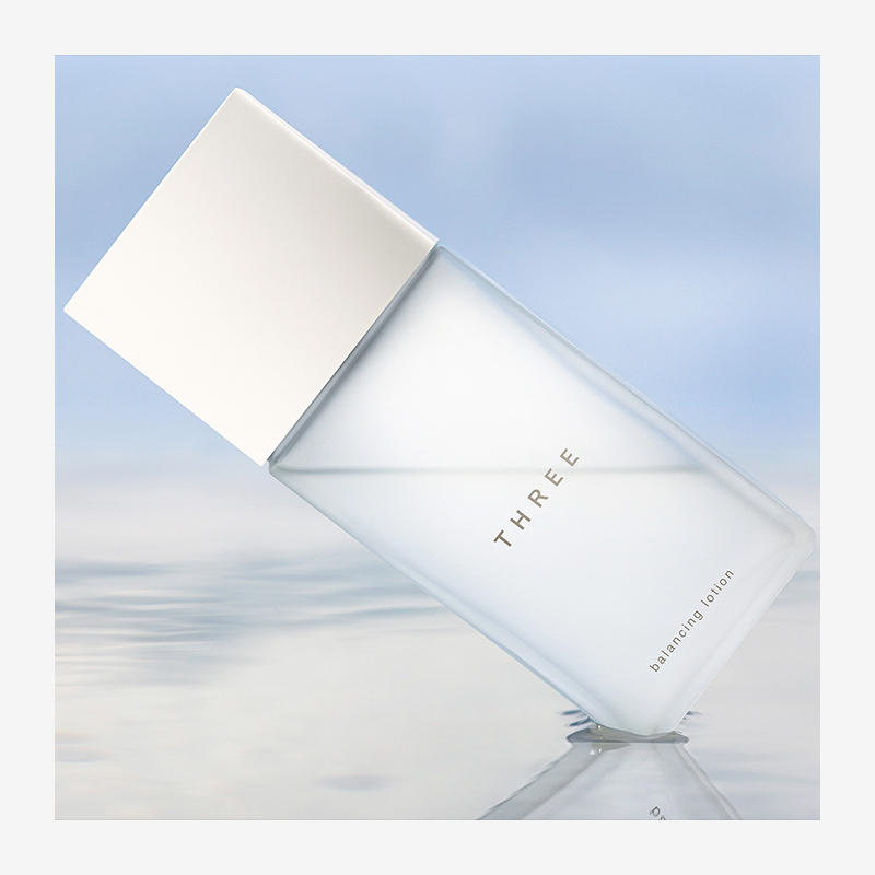 THREE平衡透润化妆水 140ml