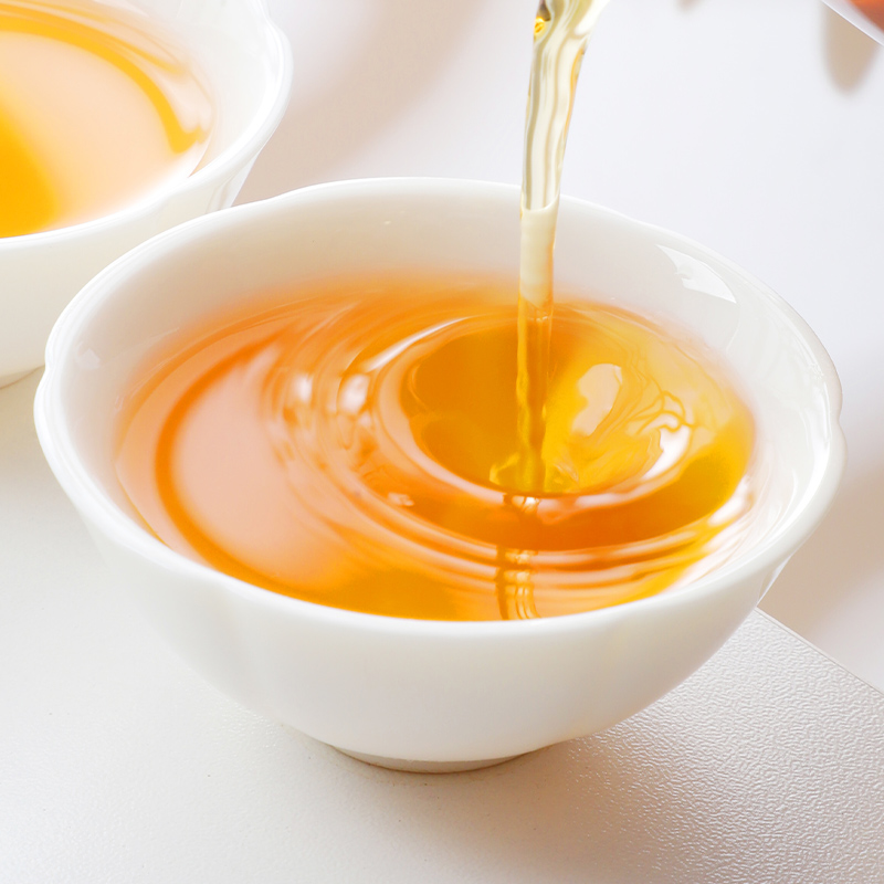 福鼎白茶小方片2016年花香白牡丹茶叶老白茶方片小茶饼40片礼盒装高清大图