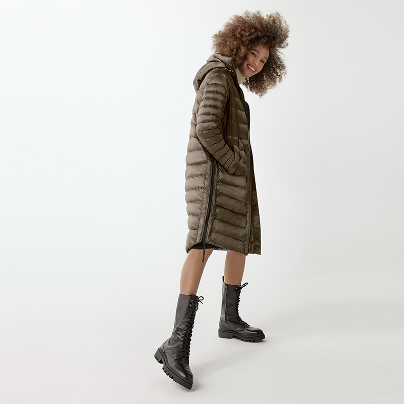 加拿大鹅(canada goose)roxboro 黑标连帽外套 750 蓬松度白鸭绒 轻量