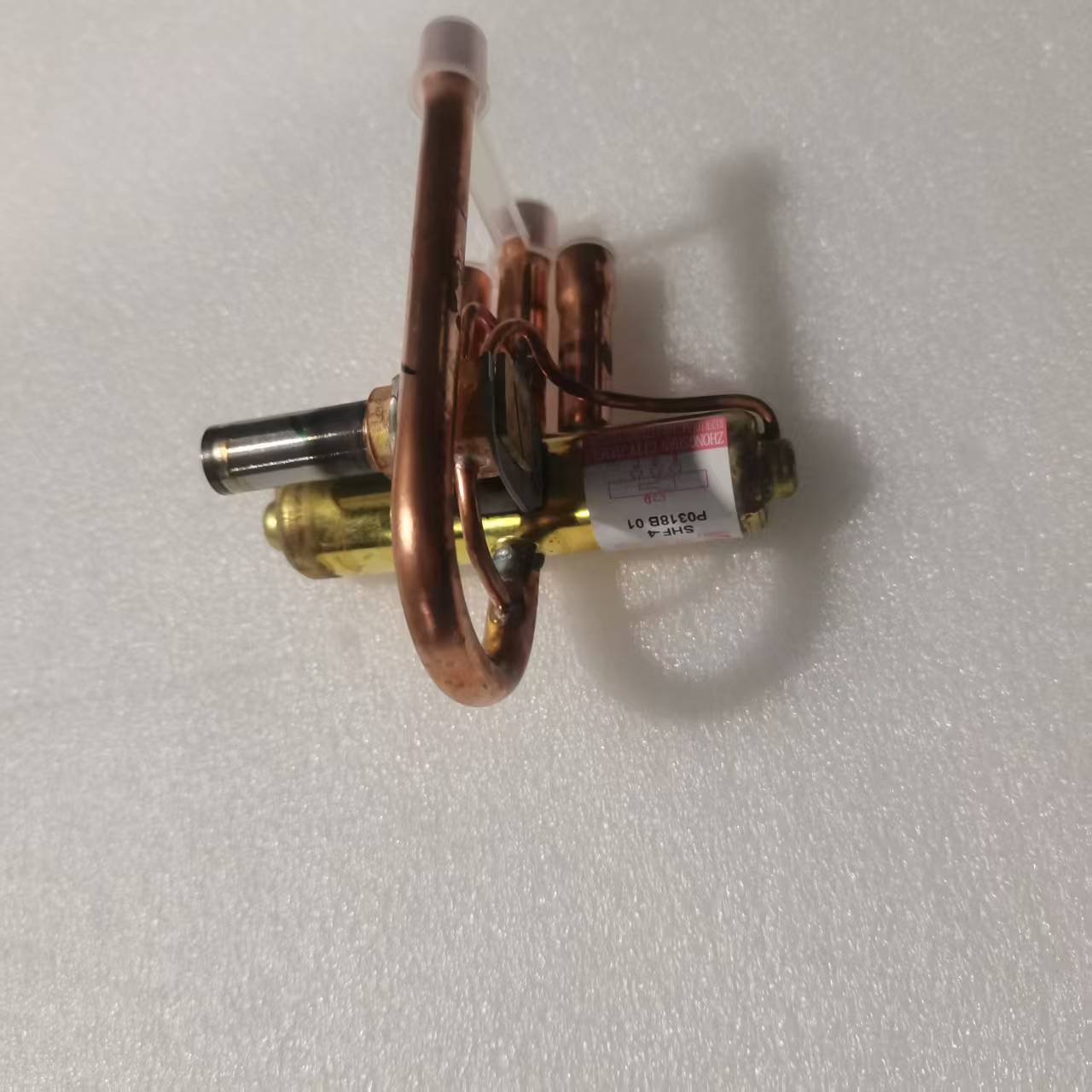 帮客材配 全新原装法迪欧空调 KFR- 35GW/LA1 四通阀 SHF-4 收前务必验货高清大图